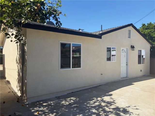 2260 easy Avenue, Long Beach, CA 90810