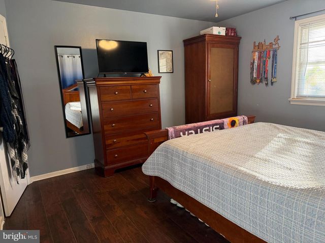 1 NASSAU RD, Somers Point, NJ 08244