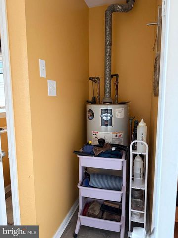 1 NASSAU RD, Somers Point, NJ 08244