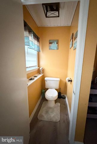1 NASSAU RD, Somers Point, NJ 08244