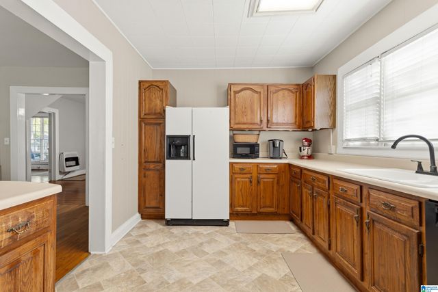 8341 1ST AVENUE, Leeds, AL 35094