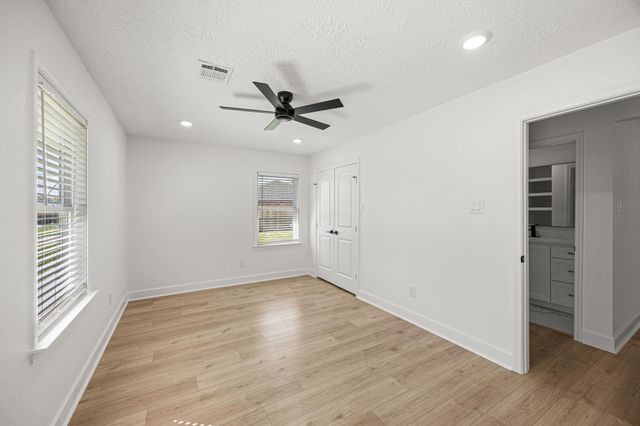 10230 Valencia Drive, Houston, TX 77013