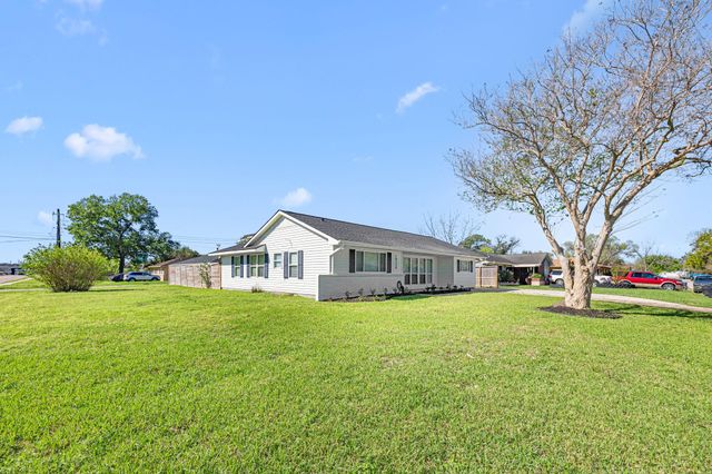 10230 Valencia Drive, Houston, TX 77013