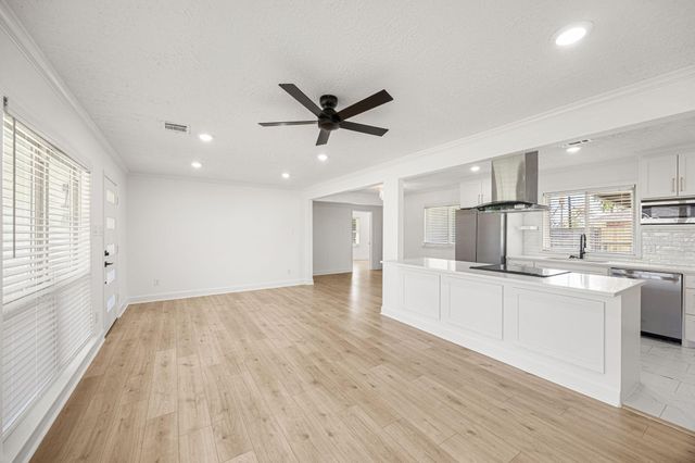 10230 Valencia Drive, Houston, TX 77013