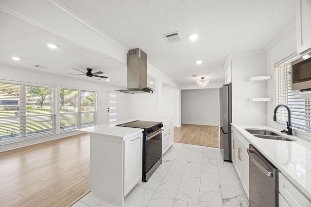 10230 Valencia Drive, Houston, TX 77013