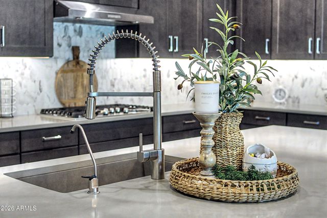 35431 N CENTENNIAL Road, San Tan Valley, AZ 85144