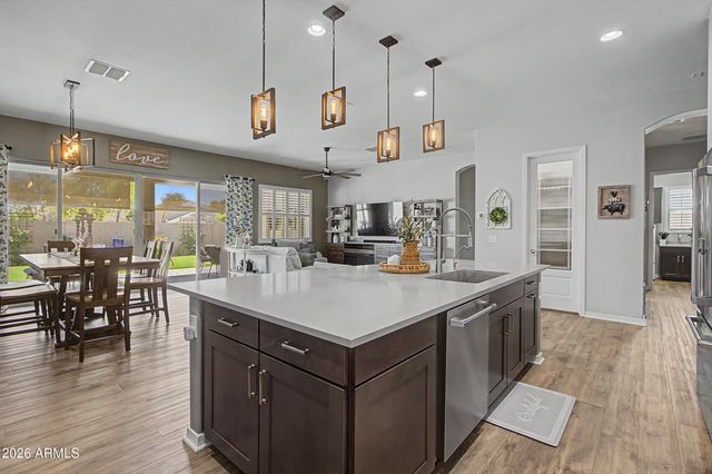 35431 N CENTENNIAL Road, San Tan Valley, AZ 85144