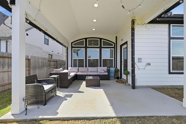 32326 Green Ash Drive, Waller, TX 77484