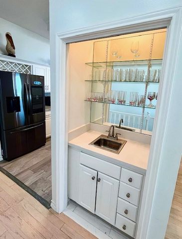 4020 Gulf Blvd., South Padre Island, TX 78597