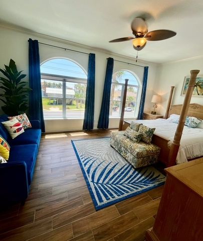 4020 Gulf Blvd., South Padre Island, TX 78597