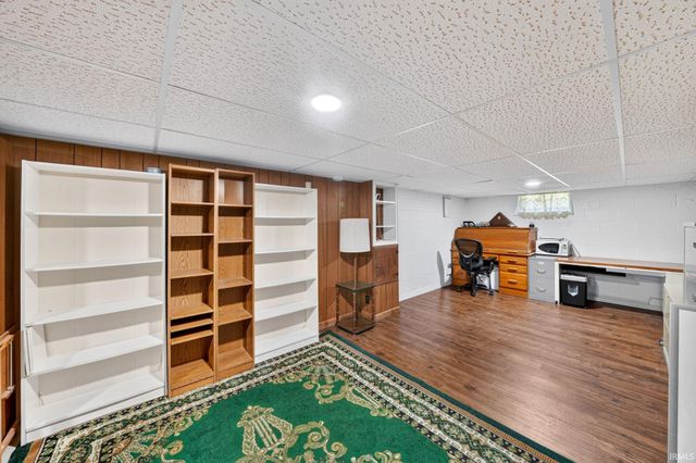 234 W La Salle Avenue, Mishawaka, IN 46545