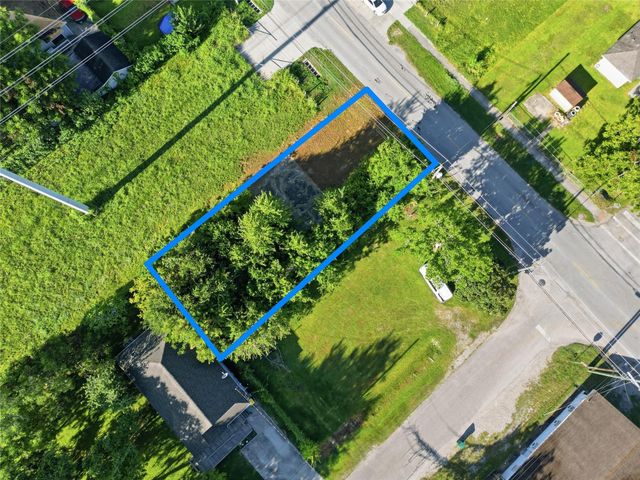 000 Lake Road, La Marque, TX 77568