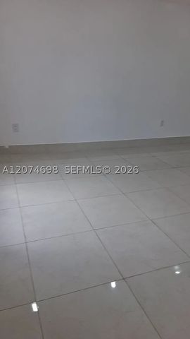 7001 W 35th Ave 175, Hialeah, FL 33018