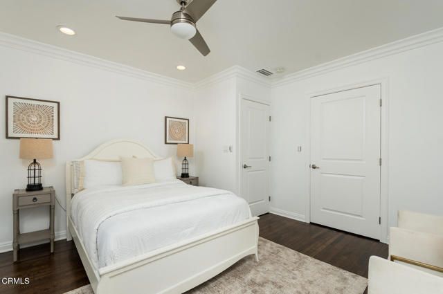 2042 Los Amigos Street, La Canada Flintridge, CA 91011