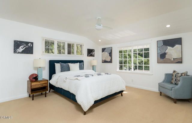 2042 Los Amigos Street, La Canada Flintridge, CA 91011