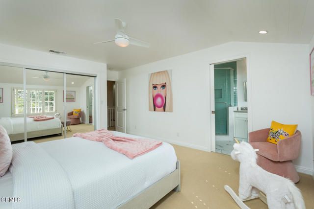 2042 Los Amigos Street, La Canada Flintridge, CA 91011