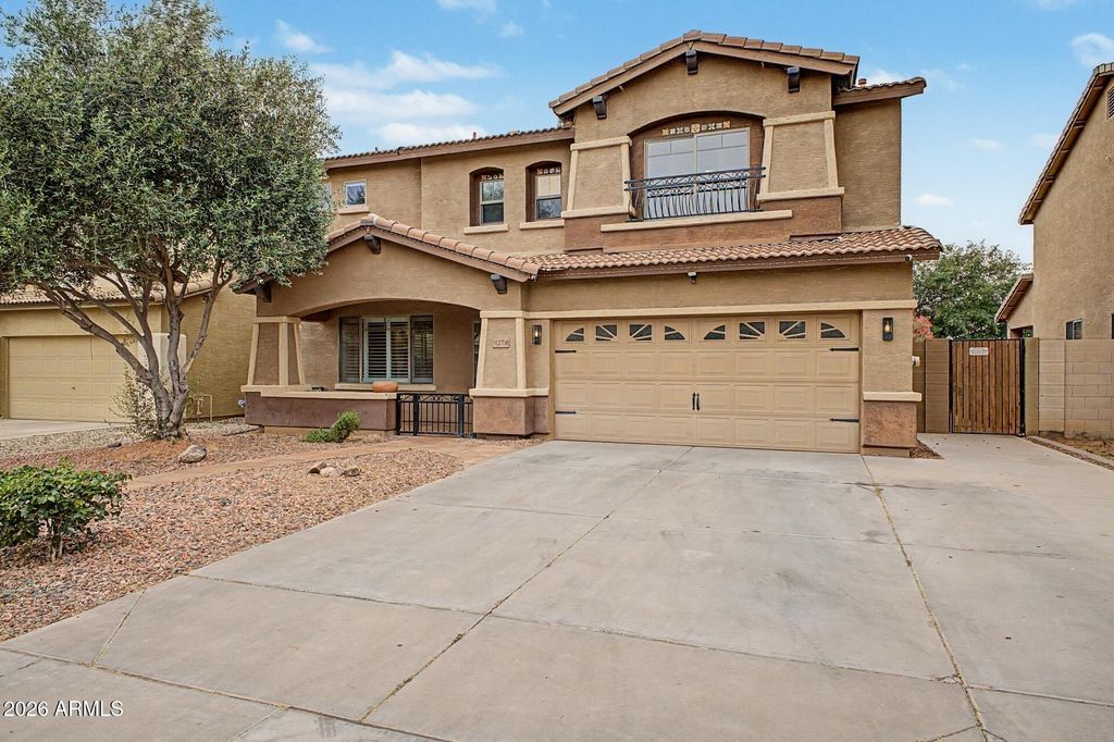 Image 3 of property listing at 12708 N 148TH Drive, Surprise, AZ 85379