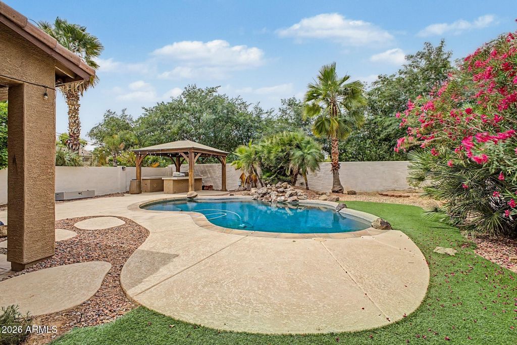 Image 31 of property listing at 12708 N 148TH Drive, Surprise, AZ 85379