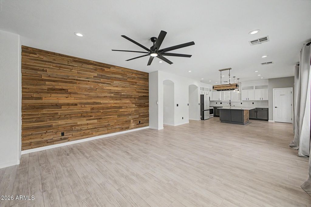 Image 33 of property listing at 12708 N 148TH Drive, Surprise, AZ 85379