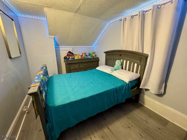 165 5Th Ave, Hawthorne Boro, NJ 07506