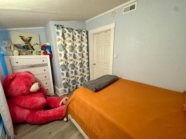 165 5Th Ave, Hawthorne Boro, NJ 07506