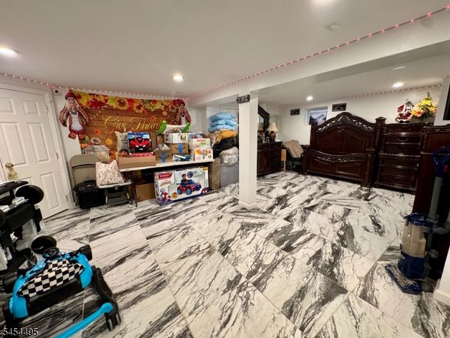 165 5Th Ave, Hawthorne Boro, NJ 07506
