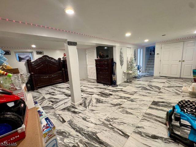 165 5Th Ave, Hawthorne Boro, NJ 07506