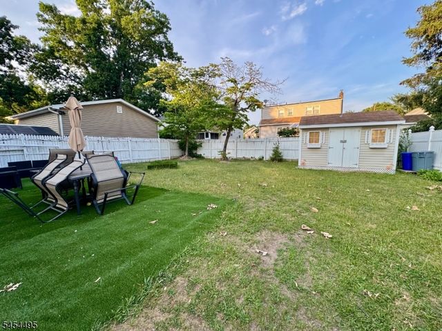 165 5Th Ave, Hawthorne Boro, NJ 07506