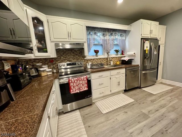 165 5Th Ave, Hawthorne Boro, NJ 07506