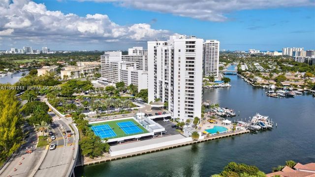 300 Three Islands Blvd PH3A, Hallandale Beach, FL 33009