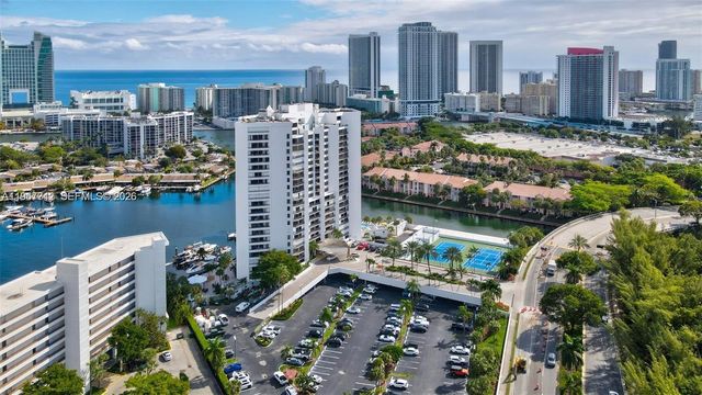 300 Three Islands Blvd PH3A, Hallandale Beach, FL 33009