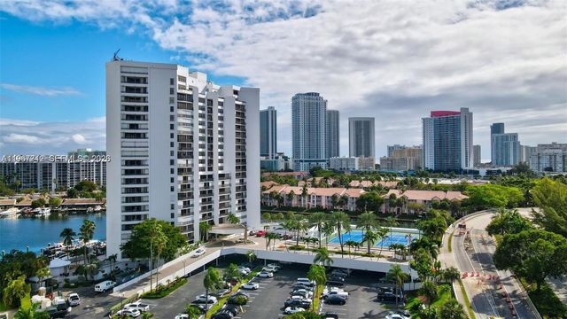 300 Three Islands Blvd PH3A, Hallandale Beach, FL 33009