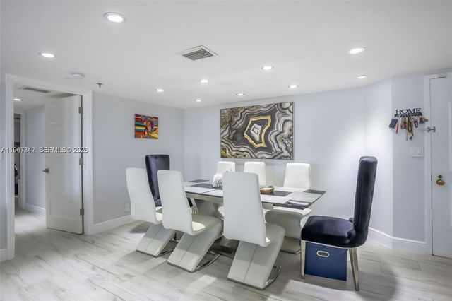 300 Three Islands Blvd PH3A, Hallandale Beach, FL 33009