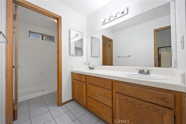 1644 W Date Ave, Porterville, CA 93257