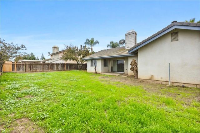 1644 W Date Ave, Porterville, CA 93257