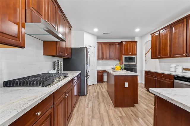 8331 Calico Canyon Drive, Tomball, TX 77375