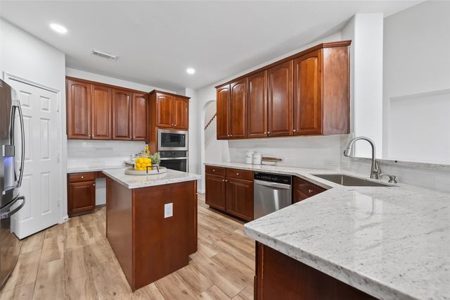 8331 Calico Canyon Drive, Tomball, TX 77375