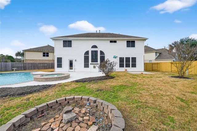 8331 Calico Canyon Drive, Tomball, TX 77375
