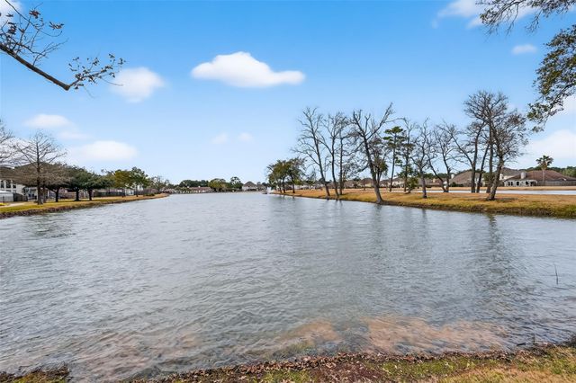 8331 Calico Canyon Drive, Tomball, TX 77375