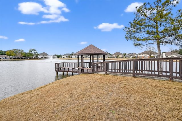 8331 Calico Canyon Drive, Tomball, TX 77375