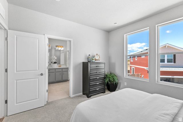 379 E HALLS CREEK RD, Saratoga Springs, UT 84045