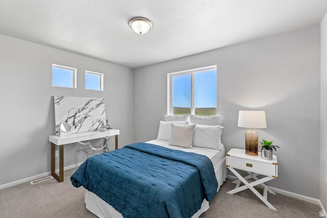 379 E HALLS CREEK RD, Saratoga Springs, UT 84045