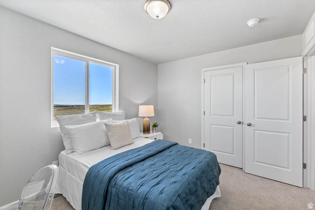 379 E HALLS CREEK RD, Saratoga Springs, UT 84045