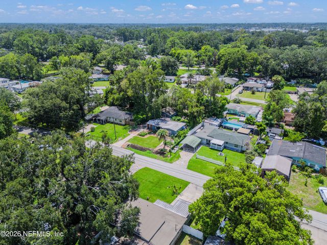 2546 LAMEE Lane, Jacksonville, FL 32207