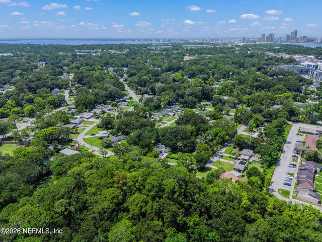 2546 LAMEE Lane, Jacksonville, FL 32207