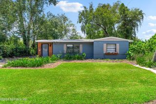 2546 LAMEE Lane, Jacksonville, FL 32207