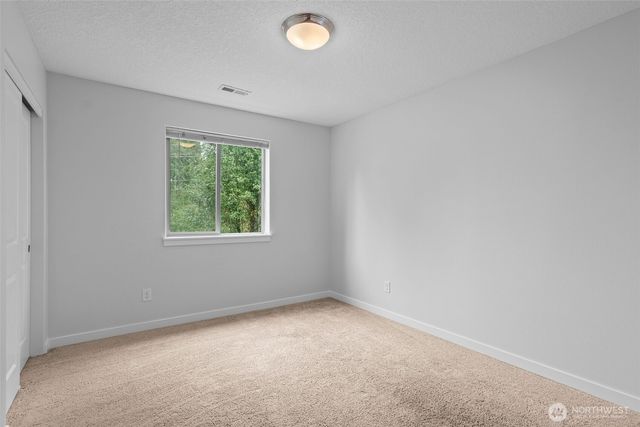180 N 44th Place, Ridgefield, WA 98642