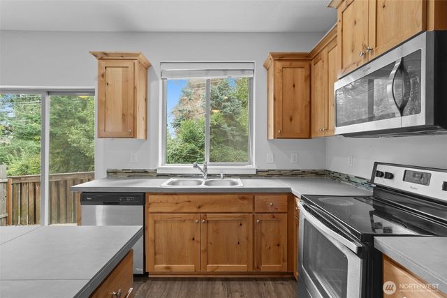 180 N 44th Place, Ridgefield, WA 98642