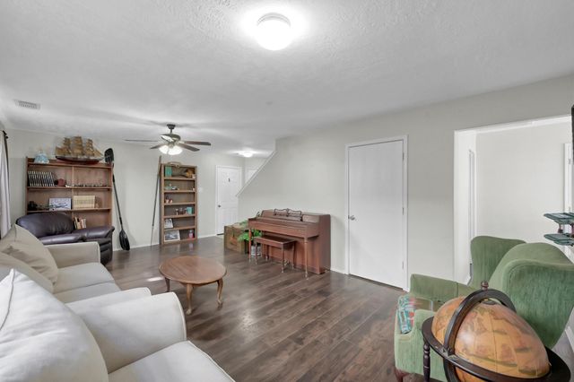 33127 Cottonwood Bend, Magnolia, TX 77354