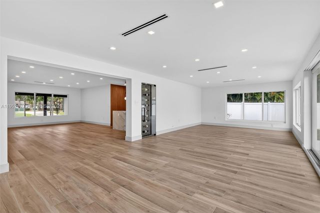 1917 N Swinton Avenue, Delray Beach, FL 33444